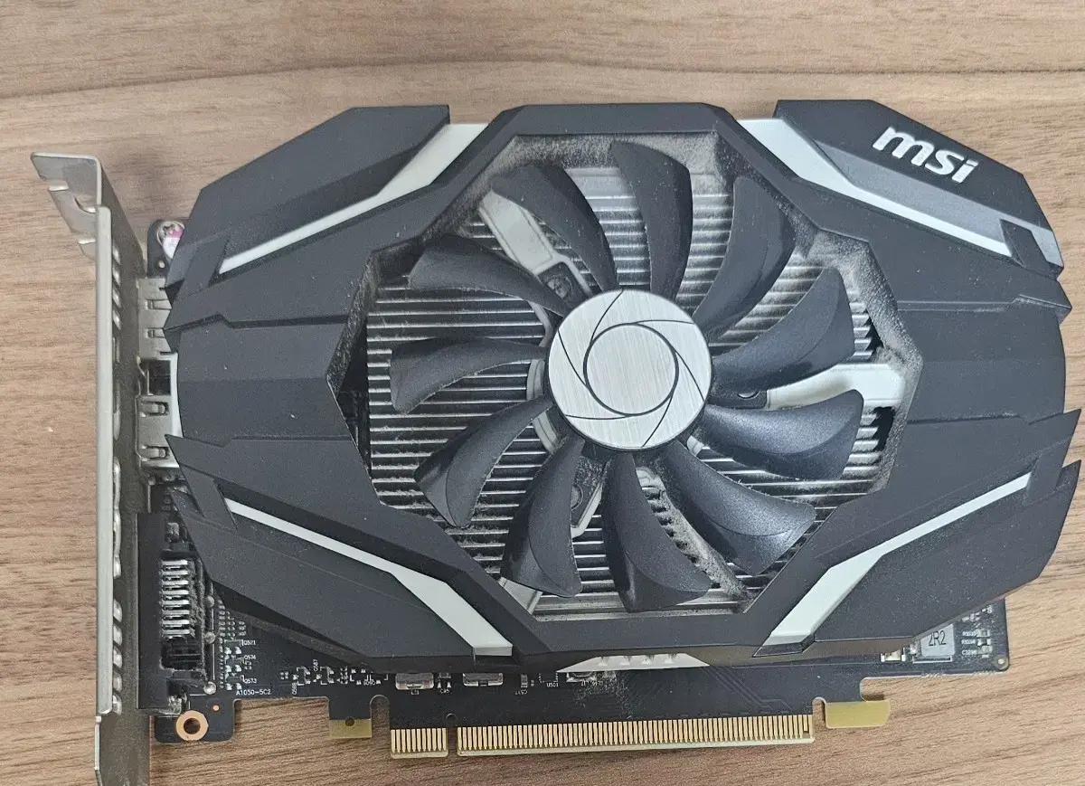 msi 그래픽카드 gtx1050 2g 팝니다